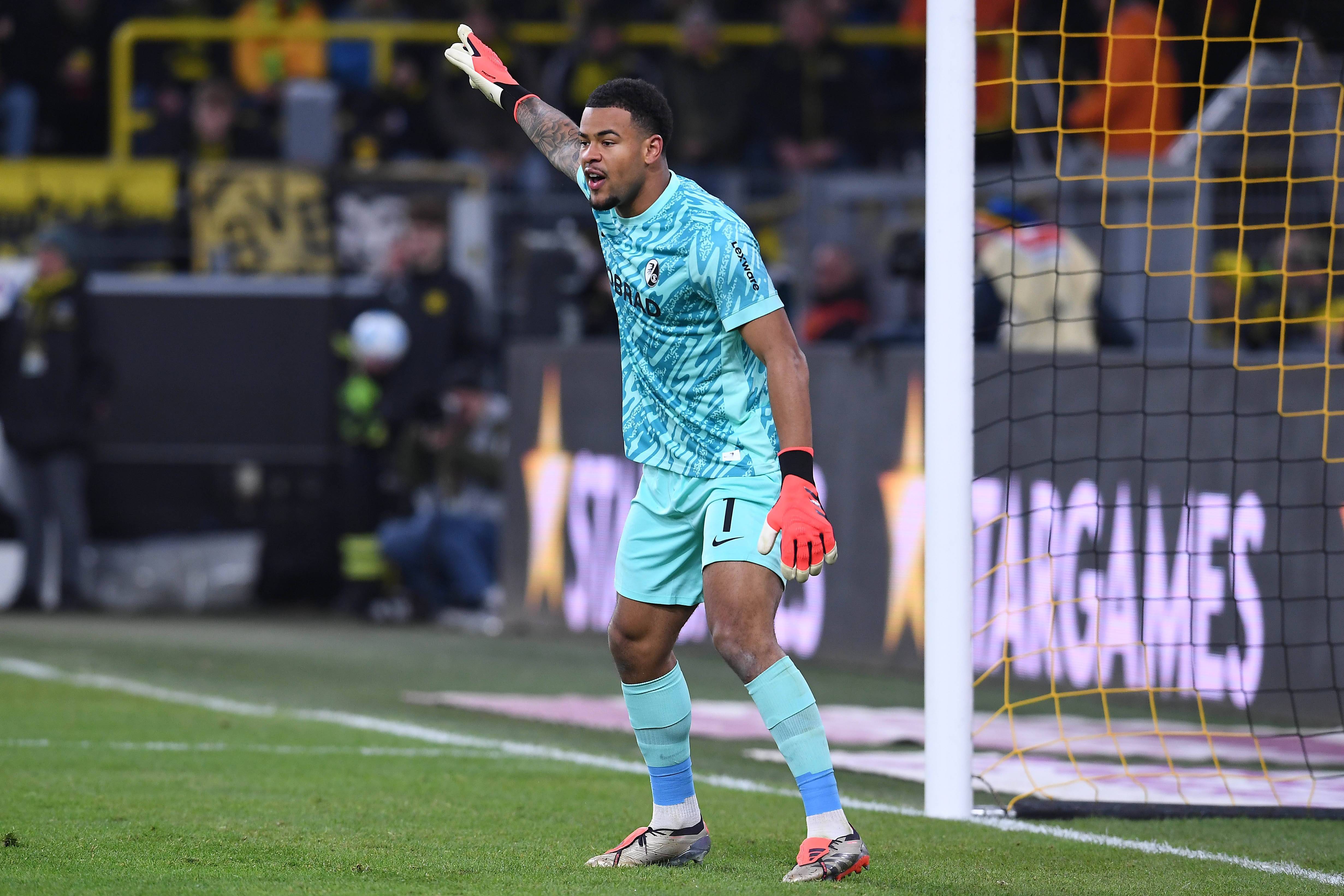 关于德甲赛程吃紧，西汉姆今夜队长鼓劲，信心回归，纪律约束更严格的信息